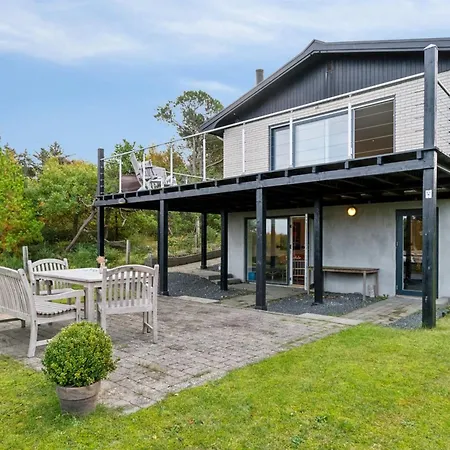 Kaleva - 100m From The Sea By Interhome *